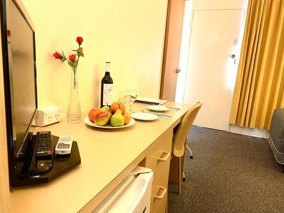 Gateway Motor Inn Наррандера Экстерьер фото