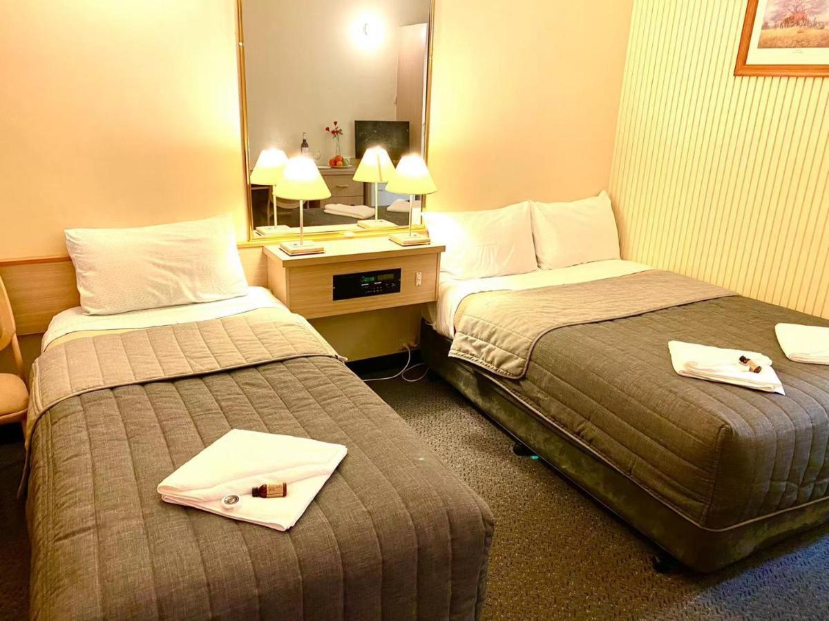 Gateway Motor Inn Наррандера Экстерьер фото