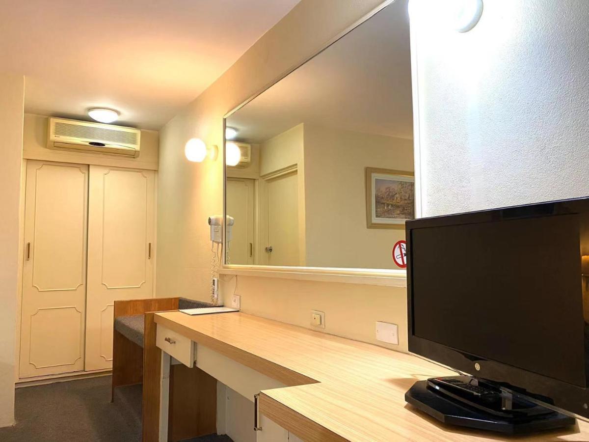 Gateway Motor Inn Наррандера Экстерьер фото